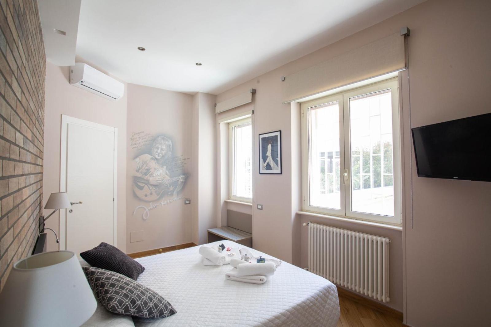 Little Rock Guest House Gaeta Luaran gambar